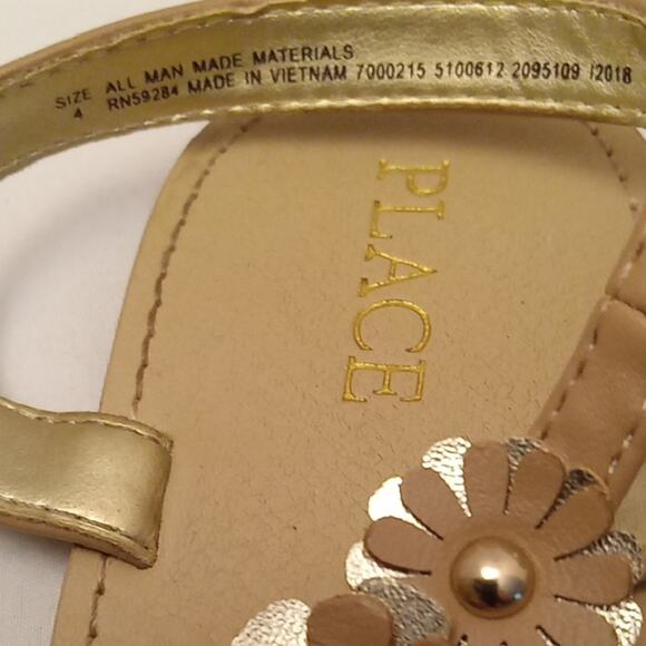 Place Girl's Size 4 Floral Embellished Tan Sandals. Summer, Fun, Casual - Picture 2 of 8